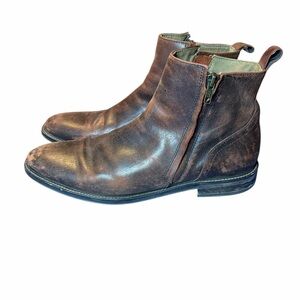 Aston Grey Black Rockcastle 2 distressed boots size 8 Aston grey rockcastle 2 - Gem main image 2